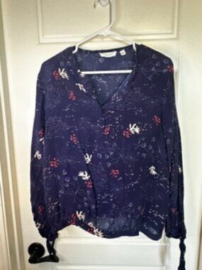 Sita Murt Blouse with fun ties on sleeves